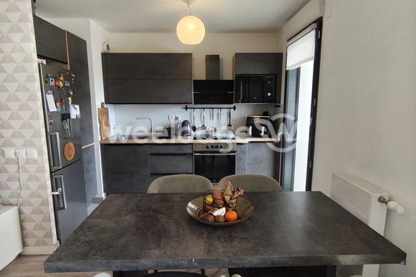 Appartement à vendre 4 pièces de 75,7 m² à Saint-Cyr-l'École