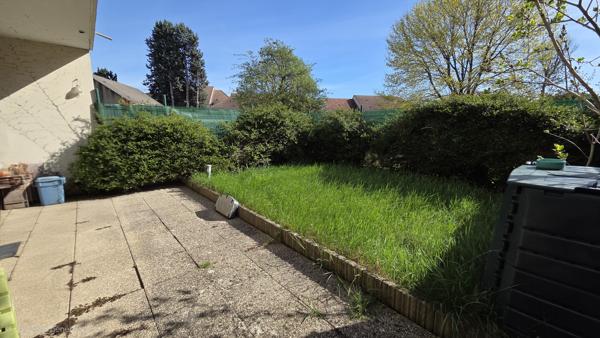 3 PIECE AVEC JARDIN - CAVE - PARKING - RER ET ECOLES