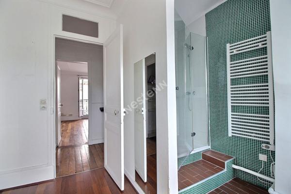 2 Pièces 40 m² - traversant - Oberkampf /Parmentier75011