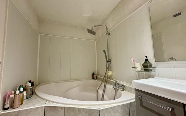 Appartement à vendre    2 pièces • 40 m2 Nancy