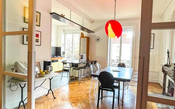 Appartement à vendre    7 pièces • 185 m2 Lyon 7