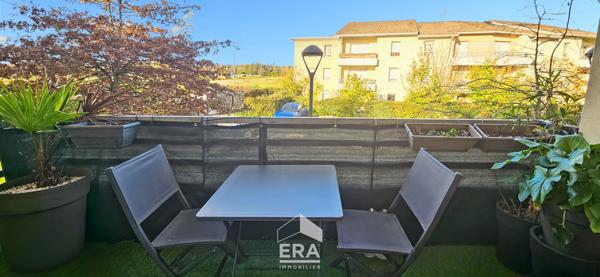 EYSINES 33320 - LE VIGEAN - Appartement T2 de 43m² avec balcon et parking - proche piste cyclable