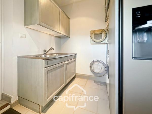 GOLF DE PONT ROYAL, Villa de plain pied de 127 m² climatisée sur un terrain de 995 m², bordure de fairway, piscine