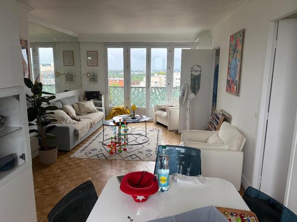 Appartement
         5 pièces
        - 88 m² 615 000 € *