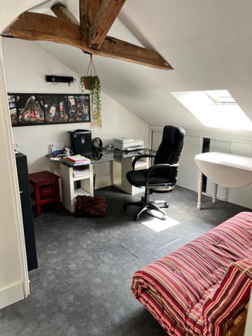 Maison rénovée centre ville Rive droite