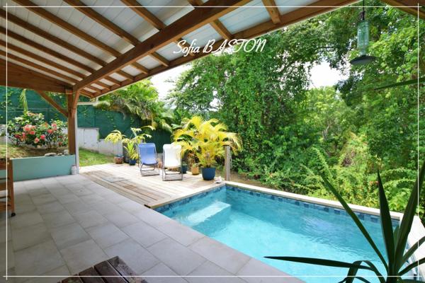 À vendre - Sainte-Luce Martinique - Propriété 5 logements indépendants - 241 m² habitables - Vue mer - P10