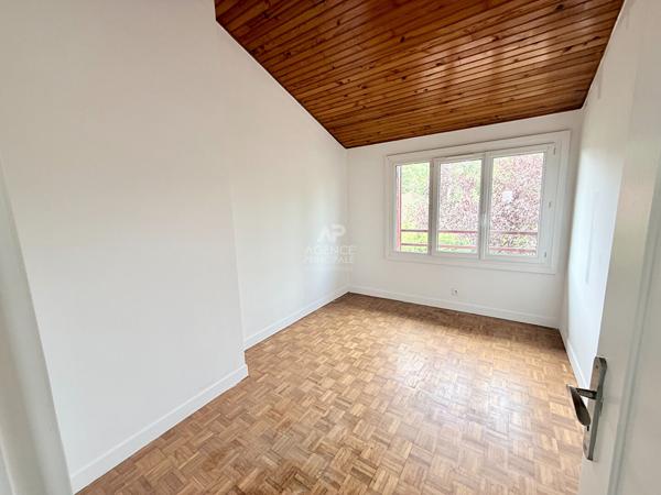 Maison Conflans Sainte Honorine 4 pièce(s) 70 m2 349 000 € **  - Référence  8329