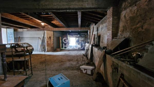 POLLESTRES A VENDRE EN EXCLUSIVITE - BELLE GRANGE A RENOVER AVEC FORT POTENTIEL