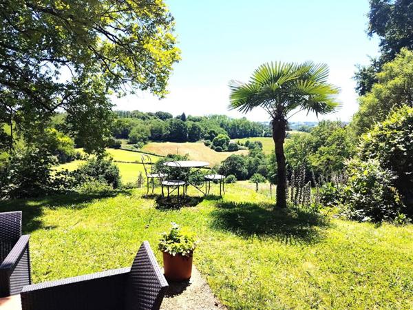 Ancienne Ferme Landaise 240 m2 - 2 logements - 3,7 hectares