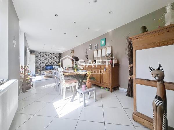Maison individuelle avec jardin et garage