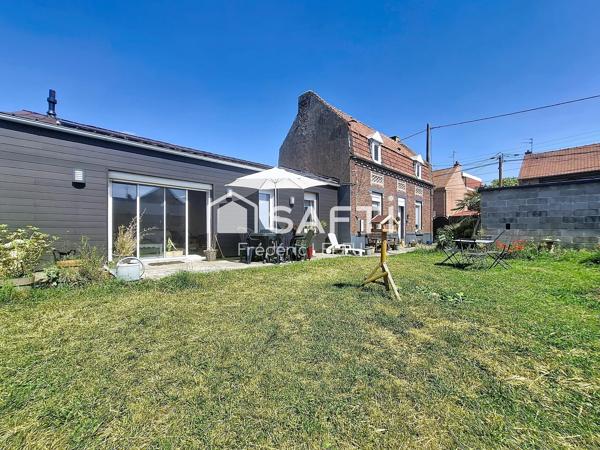 Maison individuelle avec jardin et garage