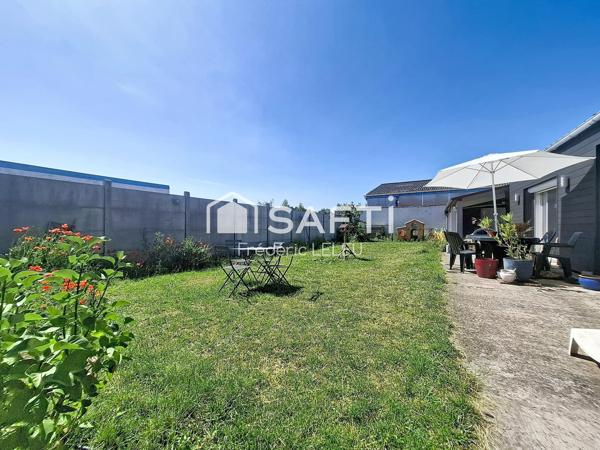 Maison individuelle avec jardin et garage