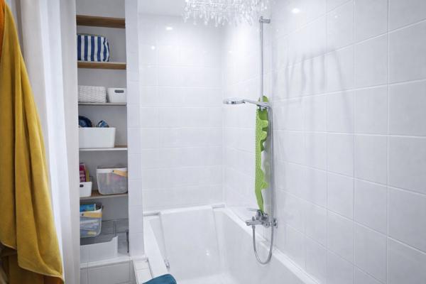 Maison atypique de 6 pièces 122 m² avec jardin et salon d'été entièrement rénovée