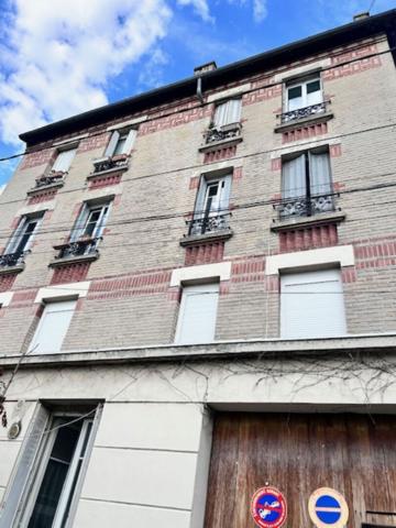 Appartement La Courneuve 3 pièce(s) 48.64 m2