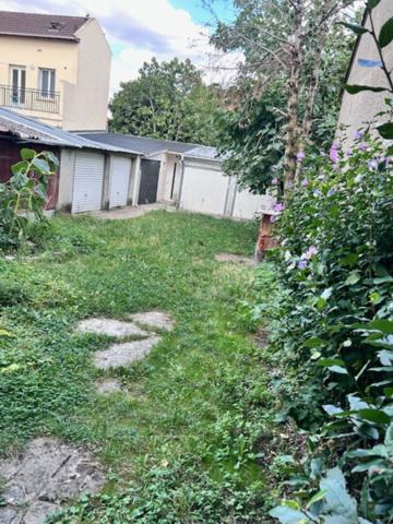 Appartement La Courneuve 3 pièce(s) 48.64 m2