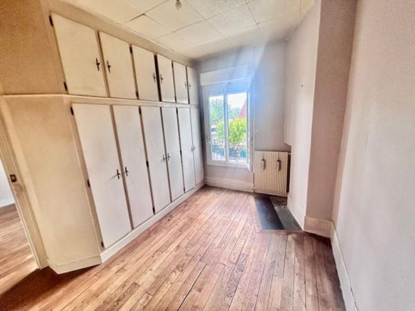 Appartement La Courneuve 3 pièce(s) 48.64 m2