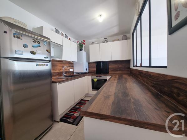 Appartement F4 à vendre  4 pièces - 86,50 m2 ST MAUR DES FOSSES - 94