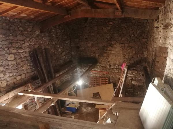 Maison 122 m² Colombier le Jeune avec dépendance