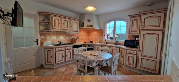 A vendre à Prémilhat magnifique Villa 9 pièces sur sous/sol Premilhat
