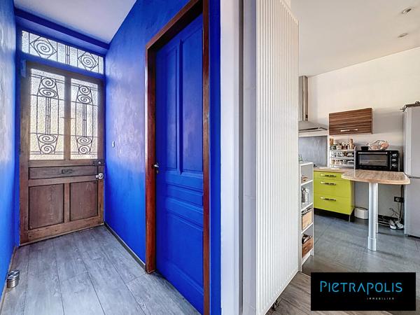Maison divisée en 3 appartements avec Jardin - La Plaine Santy