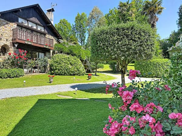 Propriété d'exception, gîte et écurie