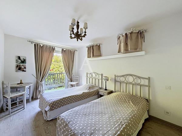 Propriété d'exception, gîte et écurie