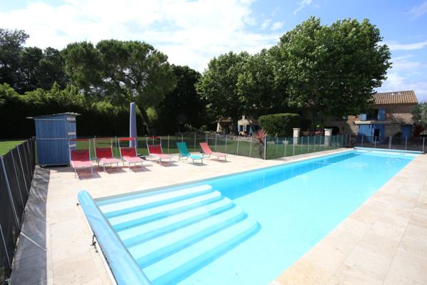 Garons (30128) Splendide Mas 600 m2, 5HA, piscine 20/4, box chevaux