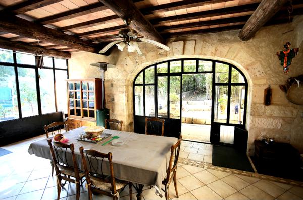 Garons (30128) Splendide Mas 600 m2, 5HA, piscine 20/4, box chevaux