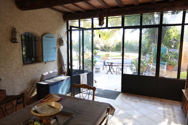 Garons (30128) Splendide Mas 600 m2, 5HA, piscine 20/4, box chevaux