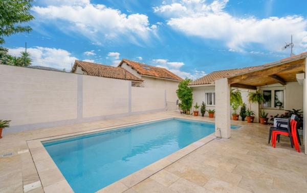 Vente Maison type4/terrasse/piscine +type2 rénové(e) Marseille 13ème   