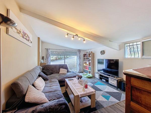 Maison Manosque 7 pièce(s) 205 m2 avec piscine au sel sécurisée