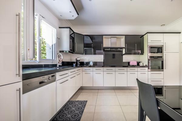 Magnifique maison 7 pièces 180 m²