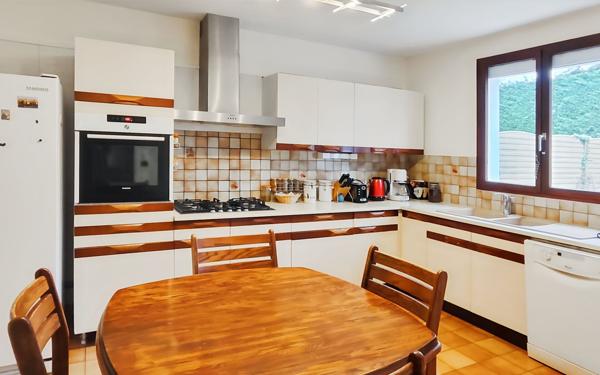 Maison à vendre    5 pièces • 174,19 m2 Olivet