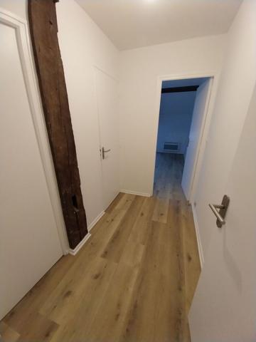 Appartement T2 rénové 35m² - CHAMPIGNEULLES