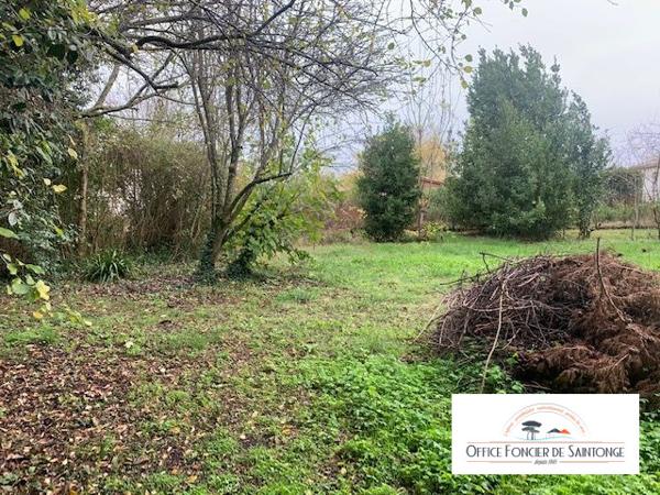 TERRAIN CONSTRUCTIBLE MEDIS