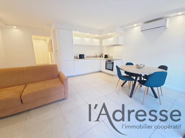 COUP DE COEUR ! Magnifique 2 pièces avec jardin de 75m² à CANNES PALM BEACH !