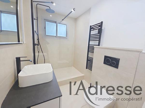 COUP DE COEUR ! Magnifique 2 pièces avec jardin de 75m² à CANNES PALM BEACH !