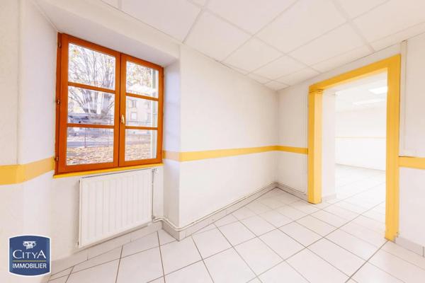Local professionnel à louer Riom (63200)