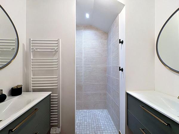 Maison Trelaze 6 pièce(s) 134 m2