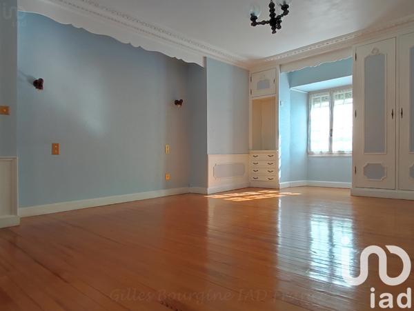 Maison à vendre 8 pièces 180 m² Saint-Germain-du-Teil