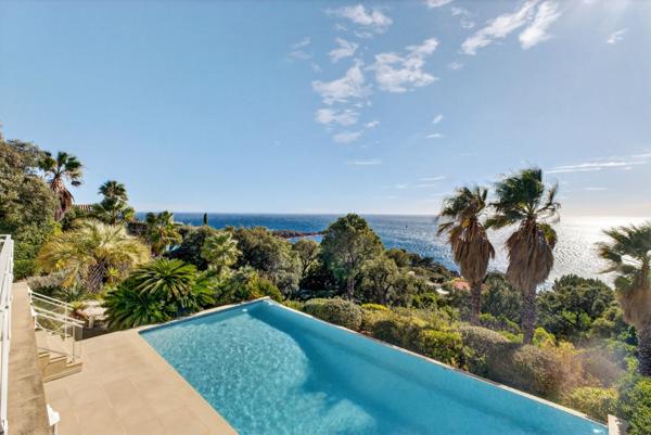 Vente Villa de luxe Anthéor 7 Pièces 222 m²