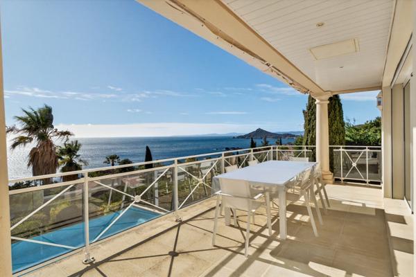 Vente Villa de luxe Anthéor 7 Pièces 222 m²