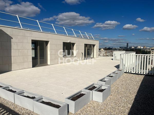 Duplex avec grande terrasse en rooftop - ISSY LES MOULINEAUX