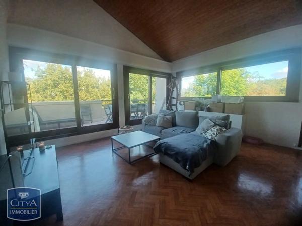 Appartement à louer 2 pièces 58m² Villeneuve-sur-Lot (47300)