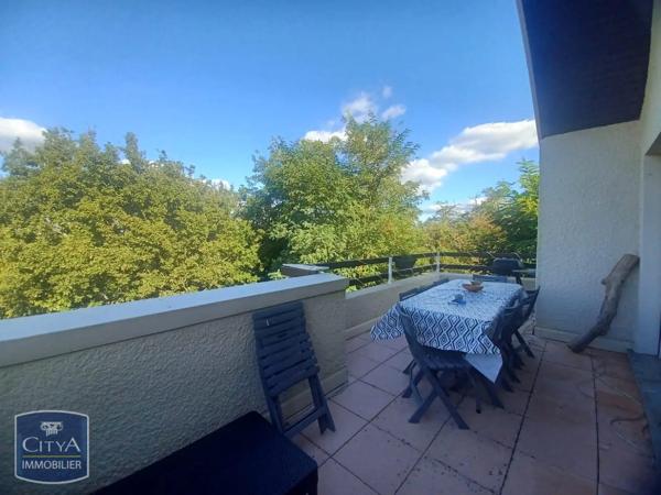 Appartement à louer 2 pièces 58m² Villeneuve-sur-Lot (47300)