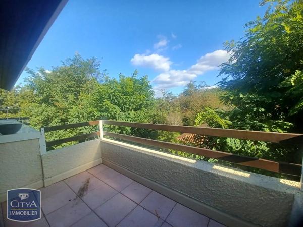 Appartement à louer 2 pièces 58m² Villeneuve-sur-Lot (47300)