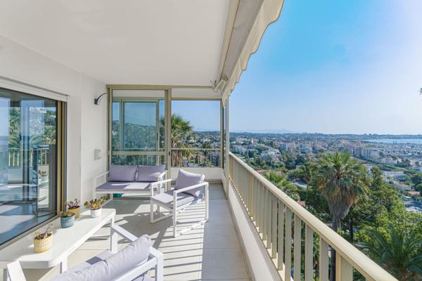 Vente Appartement de luxe Le Golfe Juan 3 Pièces 75 m²