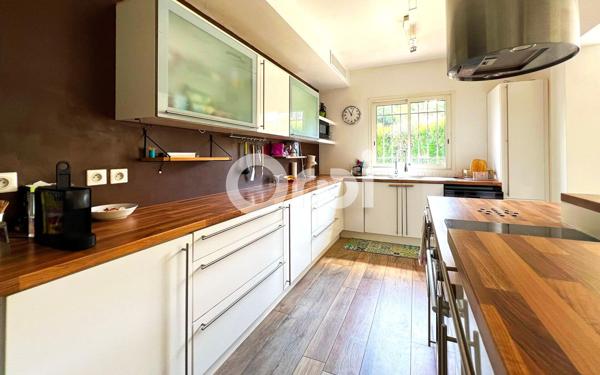 Maison à louer    5 pièces • 140,10 m2 Auribeau-sur-Siagne