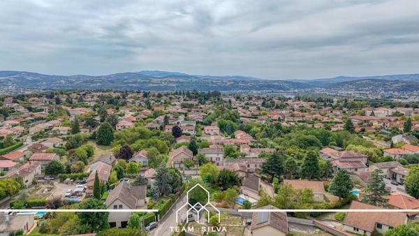 Maison 6 pièces - 140 m² Exclusivité efficity