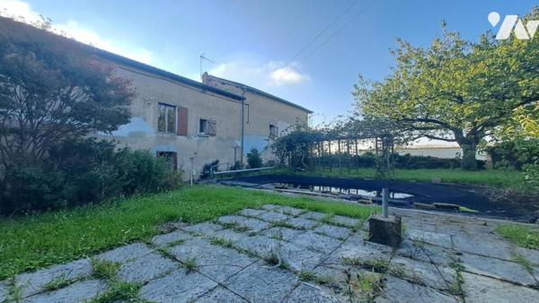 MAISON 2 LOGEMENTS + COUR, DEPENDANCE, GARAGE, PUIT